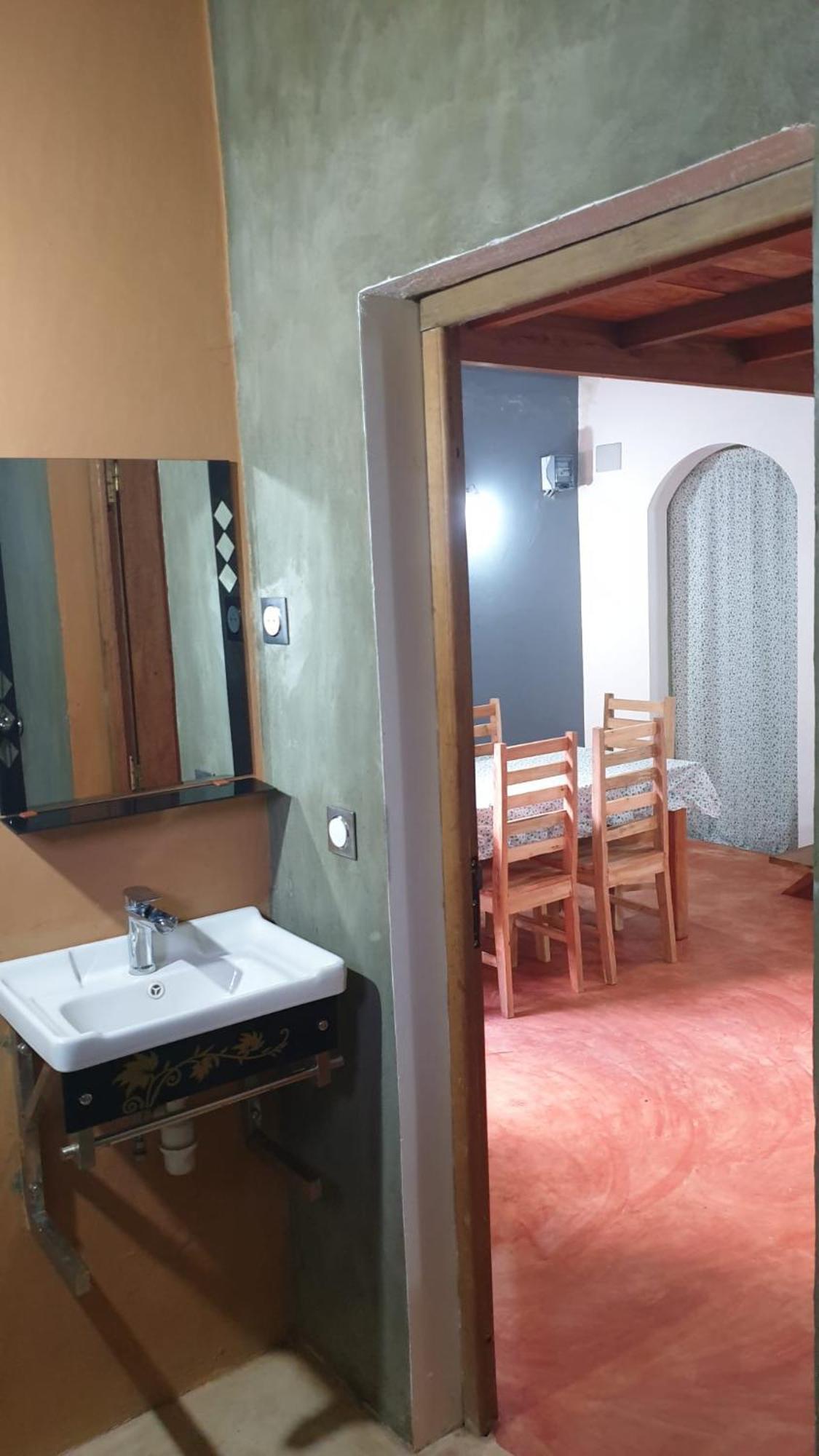 Les Citronniers Bed & Breakfast Ile Sainte-Marie Exterior foto